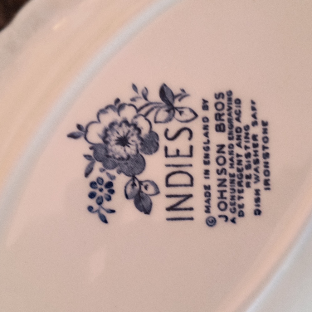 Johnson Bros Ironstone 4 Piece Set - Picture 4 of 16